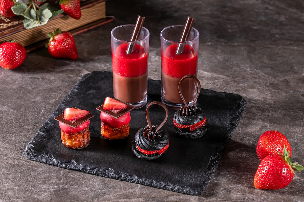 「Strawberry Afternoon Tea Black×Red」イメージ