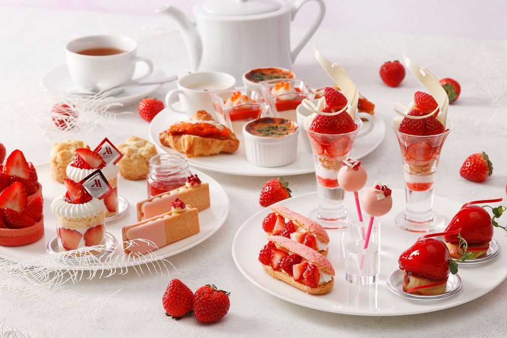 「ストロベリー・ホワイトチョコレート アフタヌーンティー（Strawberry × White Chocolate Afternoon Tea）」イメージ