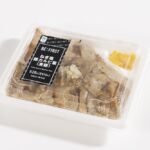 SHUNTO監修「ねぎ塩豚カルビ重（麦飯）」税込み570円