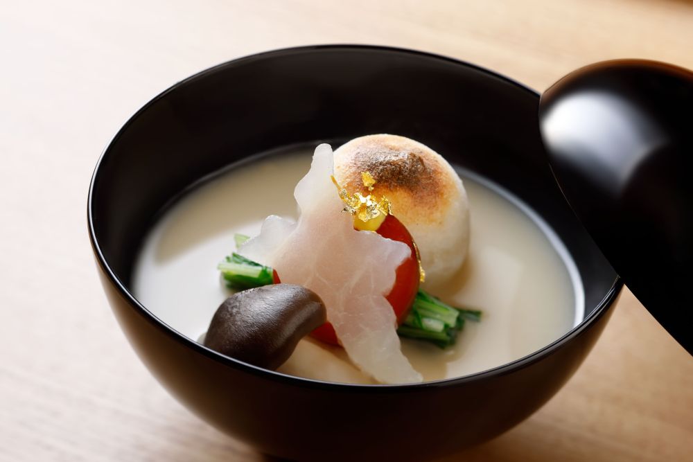 2026年1月1日～1月3日に販売する「雅な新春アフタヌーンティー」イメージ