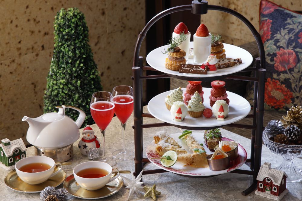 「クリスマスアフタヌーンティー」税込み6,500円(サービス料含む)