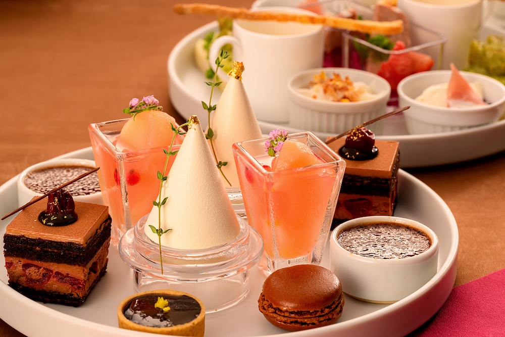 「ポム・ダダン アフタヌーンティー　チョコレートと冬の恵みが織りなす優雅な世界」イメージ