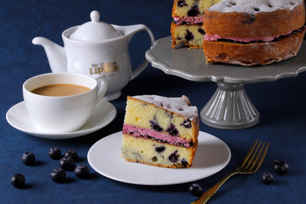 「ブルーベリー・ヴィクトリアセット　ロイヤルミルクティ付」イメージ