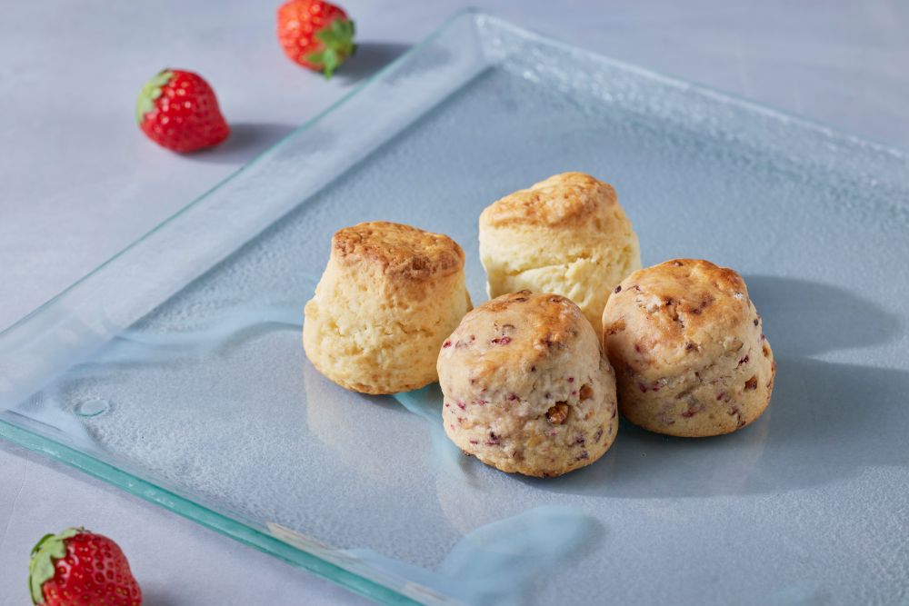 「ストロベリー ウィークデイ アフタヌーンティー」税込み7,800円（サービス料含む）