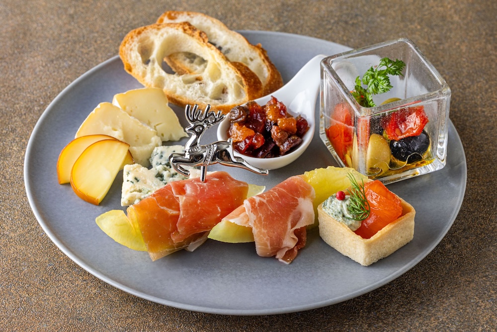 「クリスマスイブニングハイティー シャンパンフリーフロー」イメージ