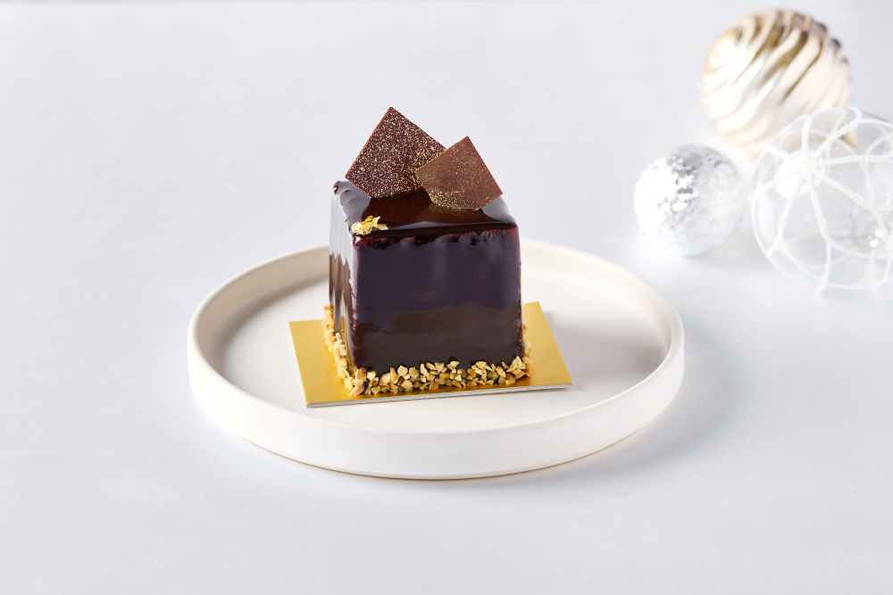 「エクラ・ド・ショコラ」税込み1,100円、テイクアウト・税込み1,000円