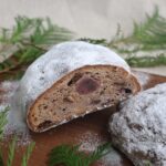 美瑛本店、北海道丸井今井店、オンラインにて取り扱う「ハスカップシュトレン」税込み3,240円