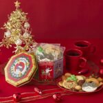レトロ感をテーマにした「泉屋」の「ねこ缶クリスマスランド」31枚入り・税込み2,916円