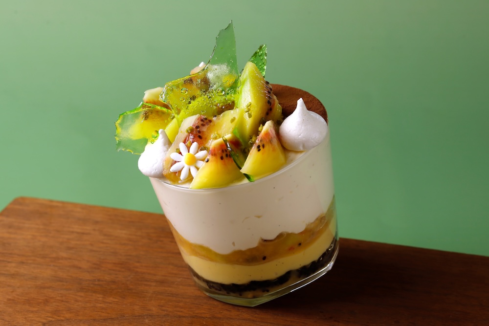 「おじぎぱふぇ レインボーキウイ」