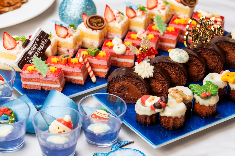 「クリスマスディナービュッフェ」税込み8,000円(サービス料含む)