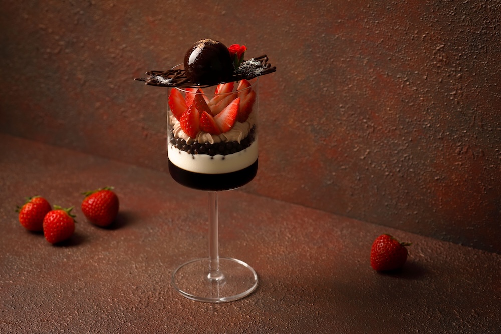 「まりひめのティラミスパフェ スモークエッセンス」イメージ