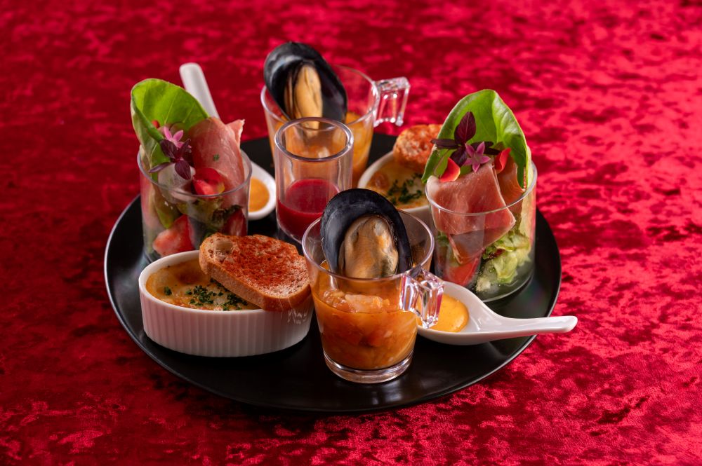 アフタヌーンティー「フレーズ・エ・ローズルージュ（Fraise et rose rouge）」イメージ