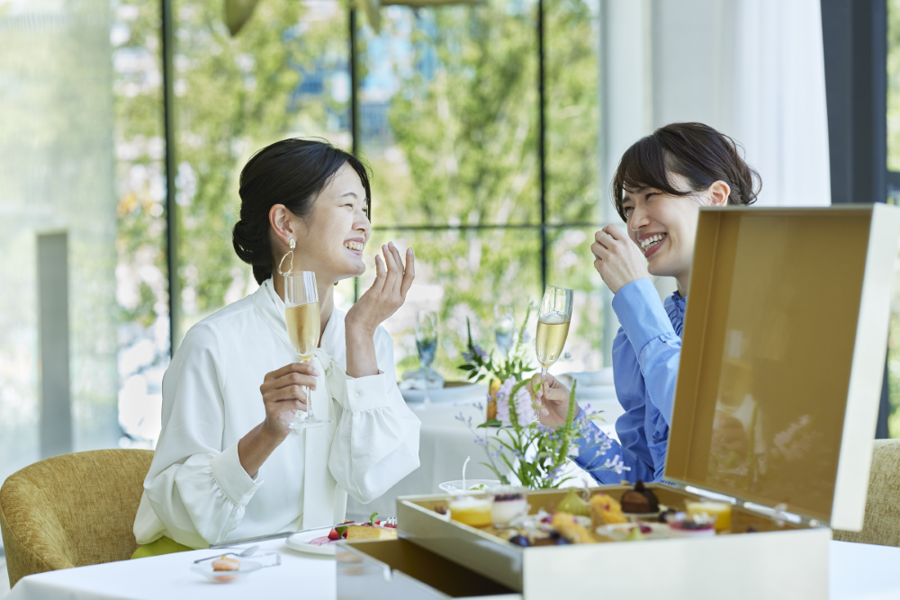 「アフタヌーンティー～コフレ・ド・ノエル（Coffret de Noël）～」提供イメージ