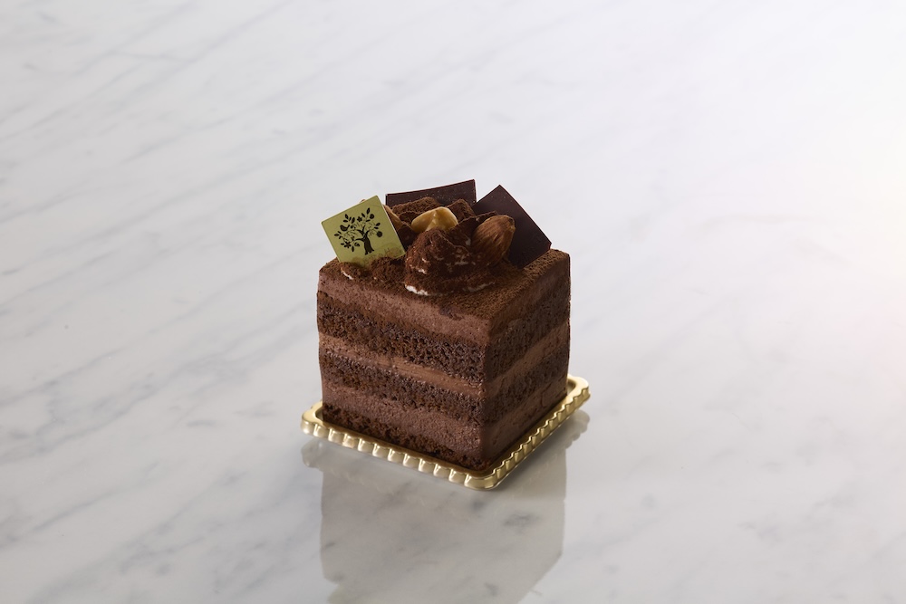 「チョコレートケーキ」税込み702円