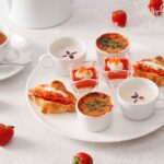 「ストロベリー・ホワイトチョコレート アフタヌーンティー(Strawberry × White Chocolate Afternoon Tea)」イメージ