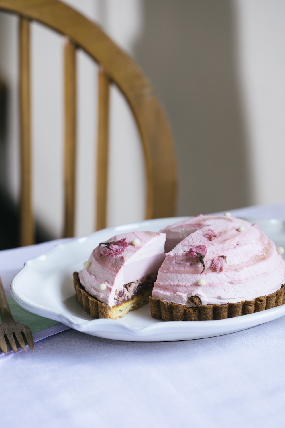 「ハチカフェ 季節と気分で楽しむわたしのタルト」掲載イメージ