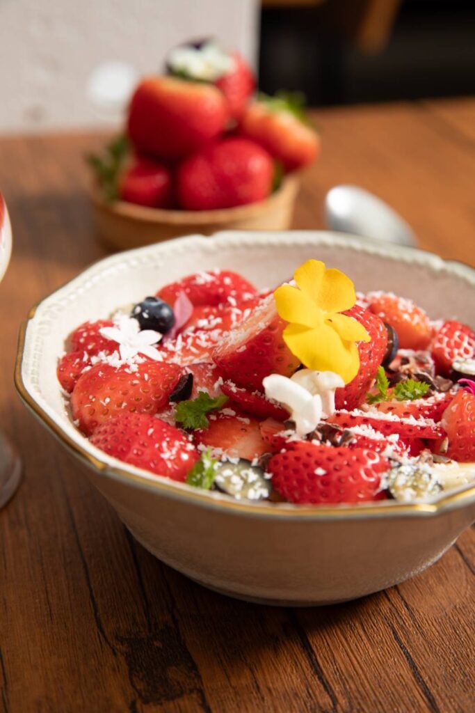 「イチゴまみれアサイーボウル」イメージ