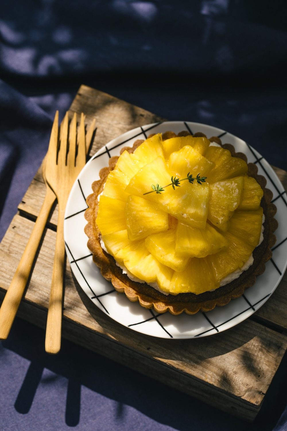 「ハチカフェ 季節と気分で楽しむわたしのタルト」掲載イメージ