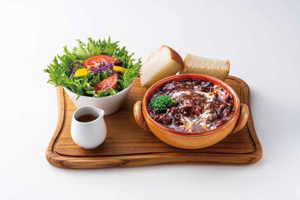 黒毛和牛ビーフシチューはサラダとフォカッチャのセットのイメージ