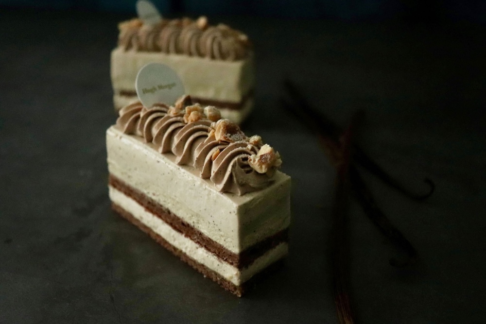 「ノエル・カカオ・ヴァニーユ ～バニラとカカオが織りなす多層ケーキ～」イメージ