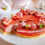 イチゴのスイーツビュッフェ「Strawberry Heaven~いちごに恋した天使の耽美~」イメージ