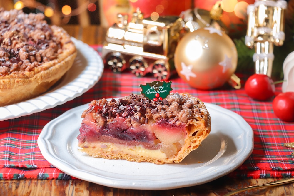 「チョコレートとチェリーのクリスマスアップルパイ」イメージ