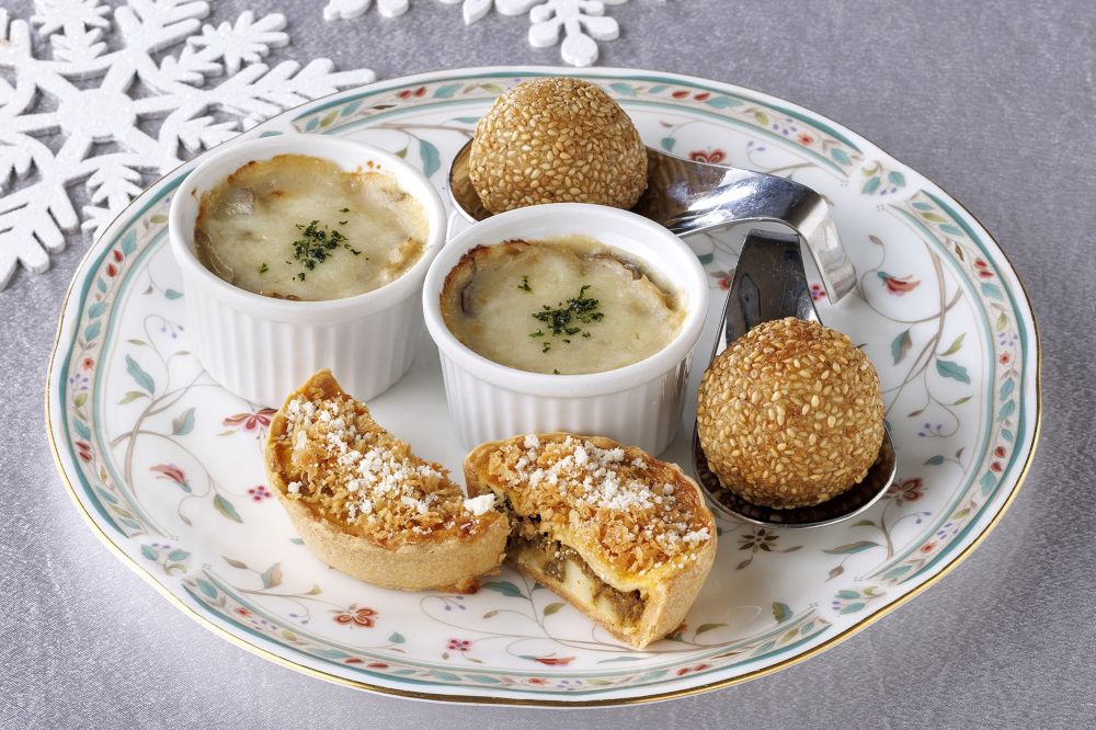 「スノー&スパークル アフタヌーンティーセット」税込み3,500円（サービス料含む）