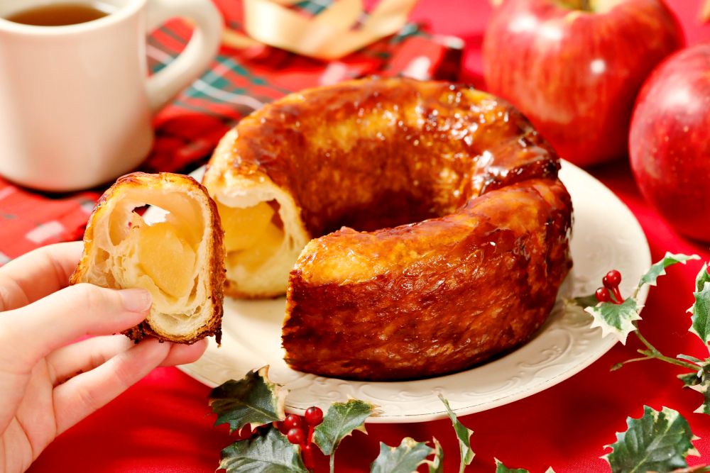 「ごろっとりんごのクイニーアマンリング」通常・税込み660円、SSサイズ・税込み380円