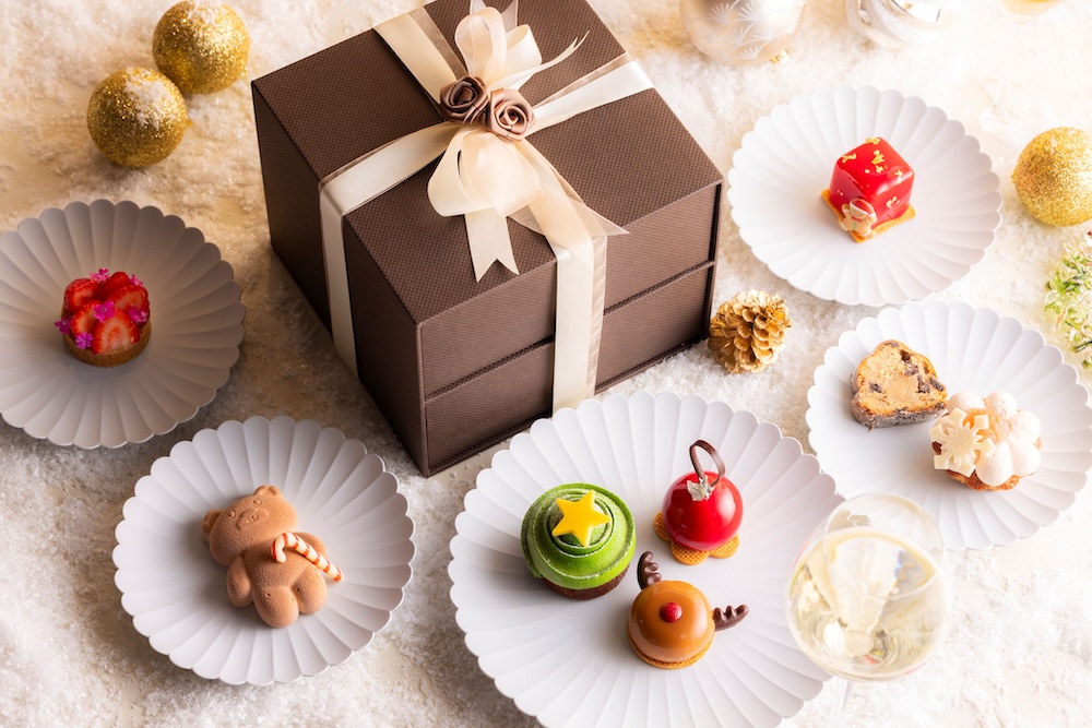 「アフタヌーンティー テイクアウトボックス」税込み9,800円