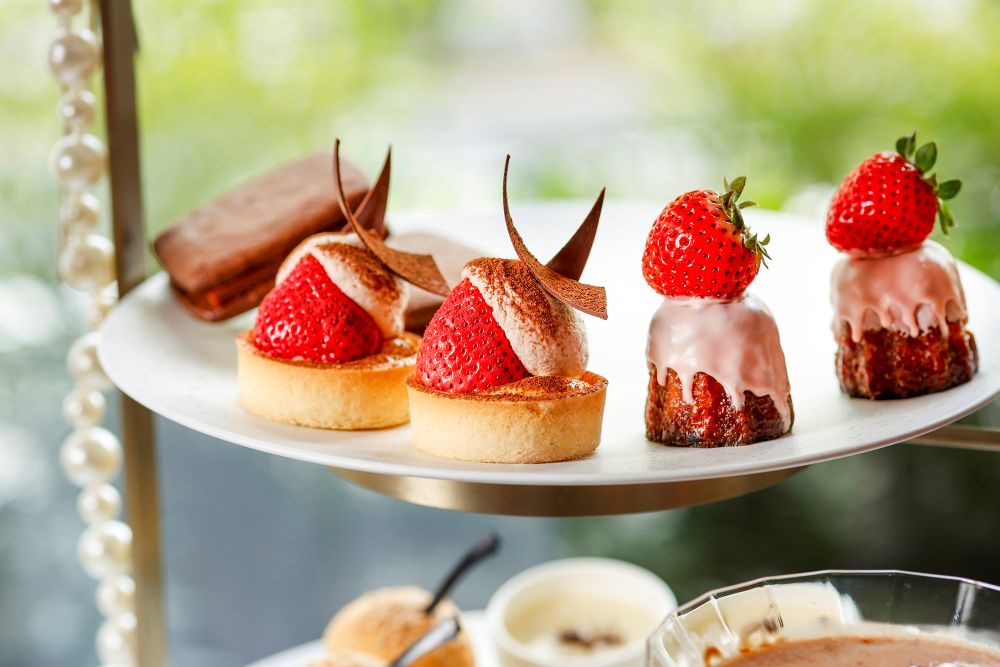 「～Red Luxe～ ストロベリー&ショコラ アフタヌーンティー」イメージ
