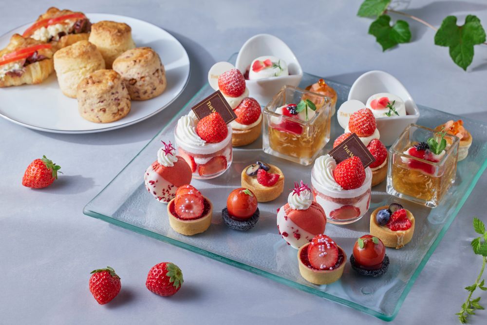 「ストロベリー ウィークデイ アフタヌーンティー」税込み7,800円(サービス料含む)