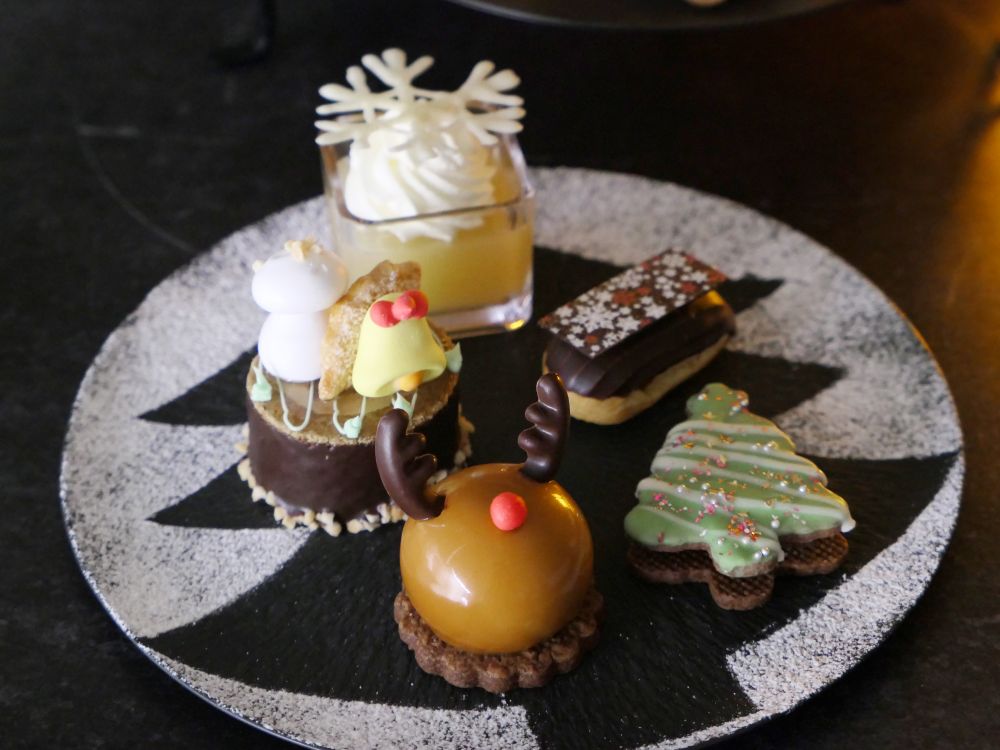 「クリスマスアフタヌーンティー 2025」イメージ