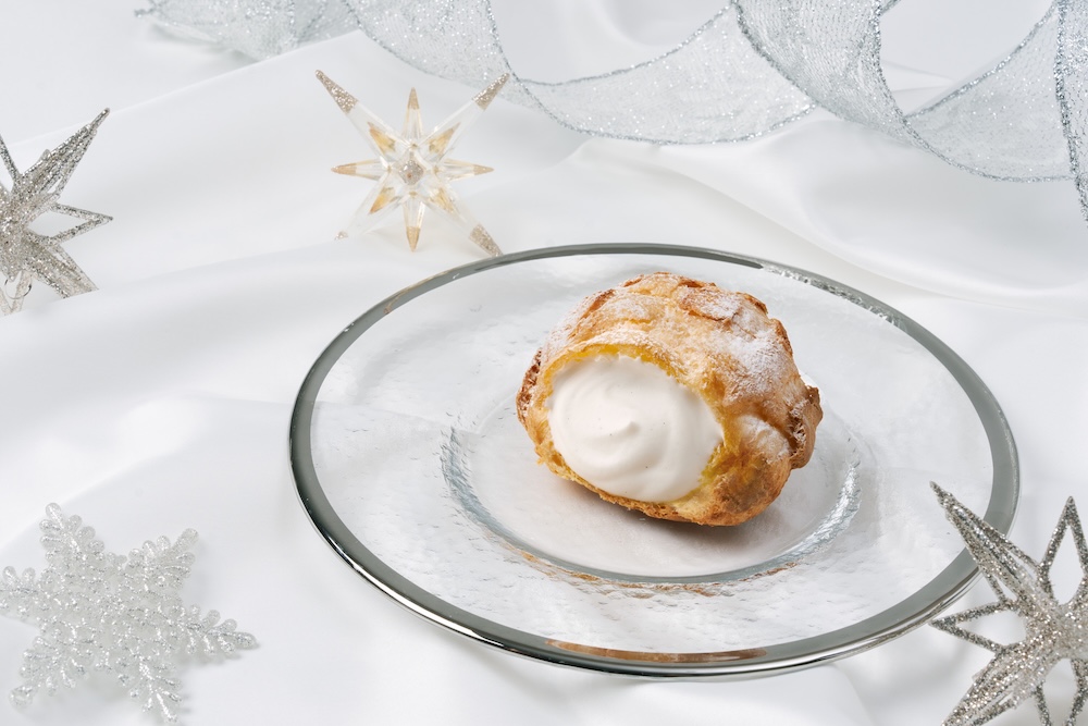 「プレミアム北海道生クリームシュー」”パリブレスト”生地イメージ