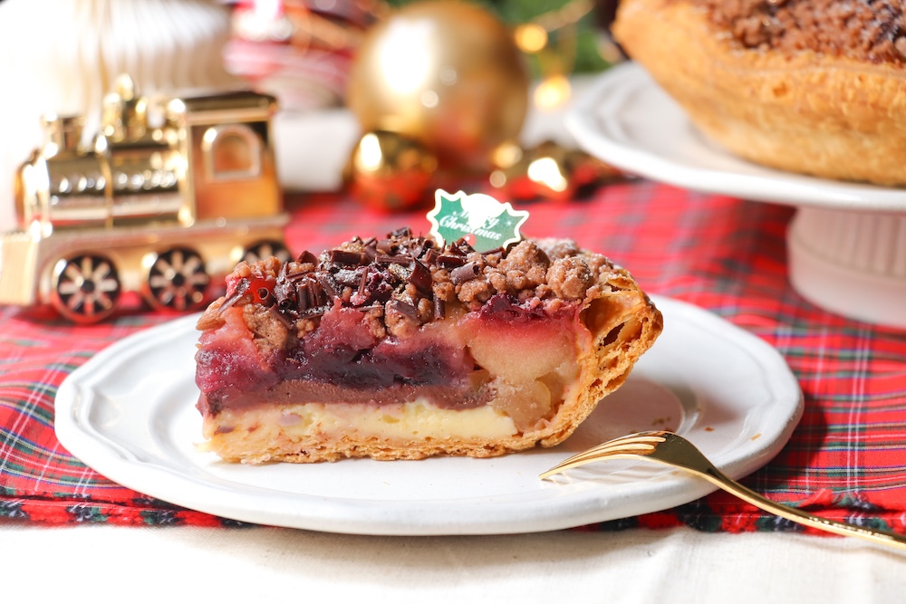 「チョコレートとチェリーのクリスマスアップルパイ」イメージ