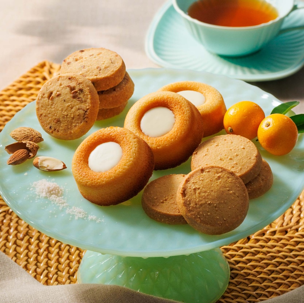 「セレクション」14個入り・税込み3,240円〜