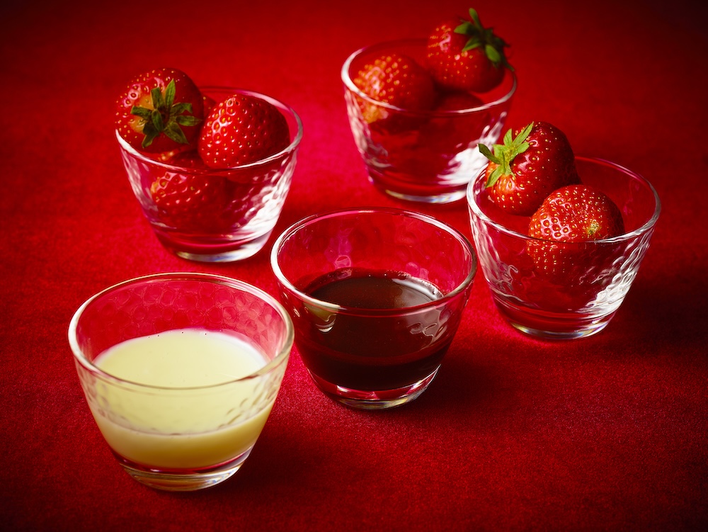 「スーパースイーツビュッフェ2026 ～ホテルでいちご狩り～」イメージ