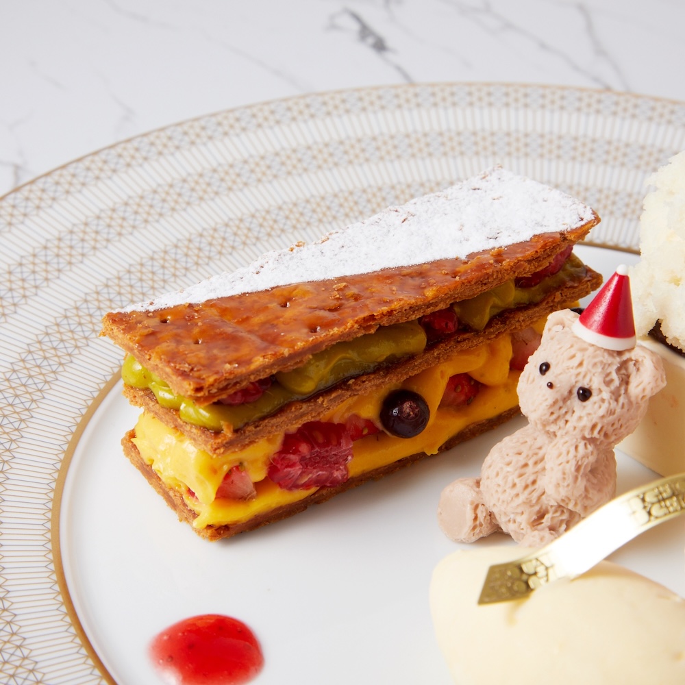 デザートプレート「ノエル ミルフィーユ 2025」イメージ