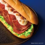 「トリュフ香る ミラノサンド 炭火焼きローストビーフ ～ゴルゴンゾーラソース～」税込み790円