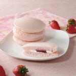 2026年1月6日より発売される「ふわもちパンケーキ　いちご　2個入」税込み181円（青森県・秋田県では2026年1月5日より発売。沖縄県では仕様と価格が異なる）