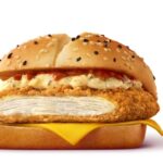 「ホットチリ＆タルタルチキン」単品・税込み490円〜