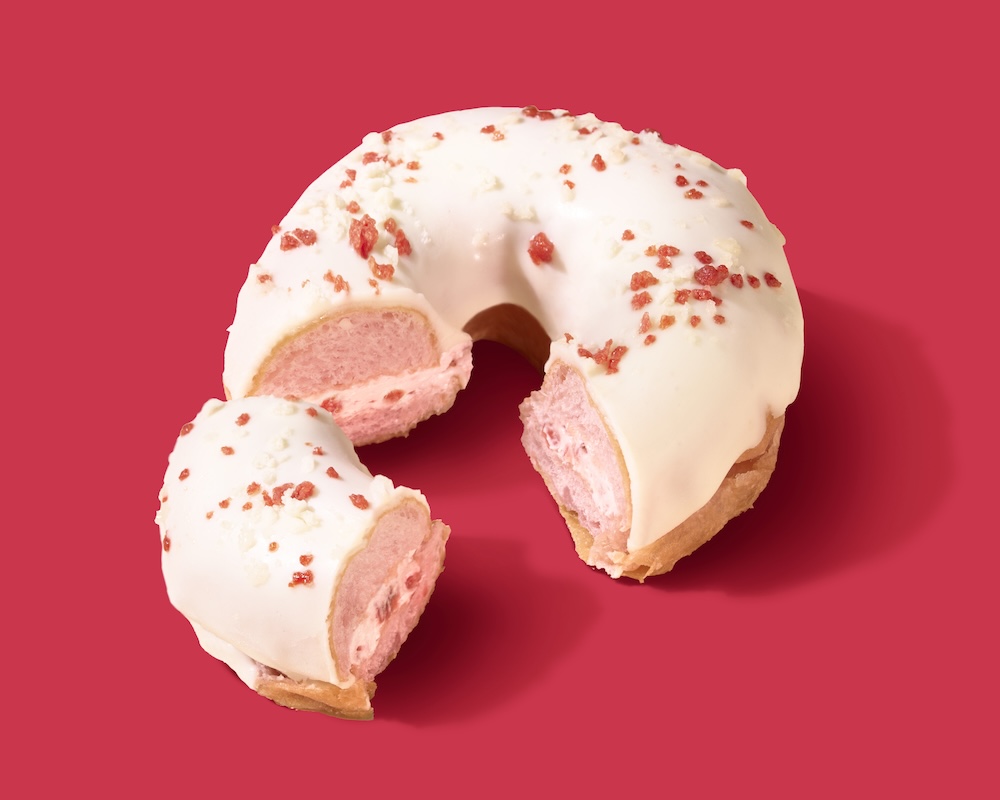 2026年1月6日より発売される「いちごミルクホイップドーナツ」税込み168円
