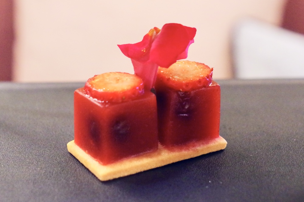 「ストロベリー・アフタヌーンティー」イメージ