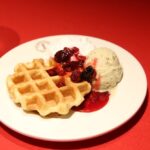 「クリスマスワッフルプレート」税込み700円