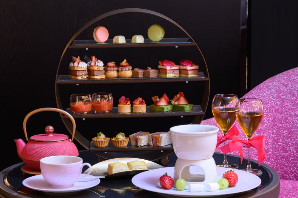 「あまおうバレンタインアフタヌーンティー」イメージ