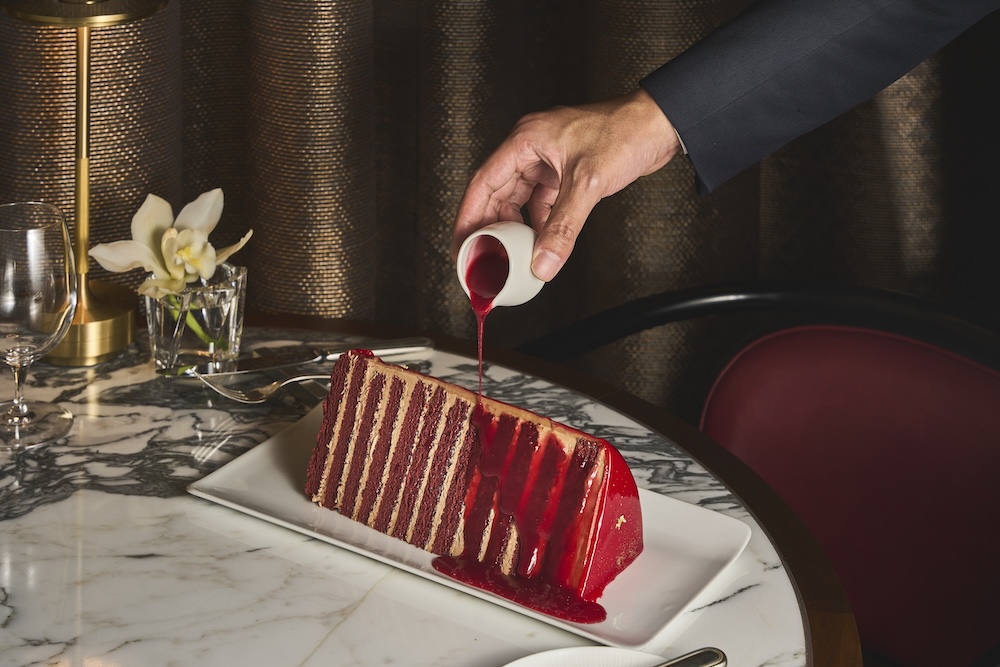 ベルベッドケーキ「タワー・オブ・アスター」イメージ