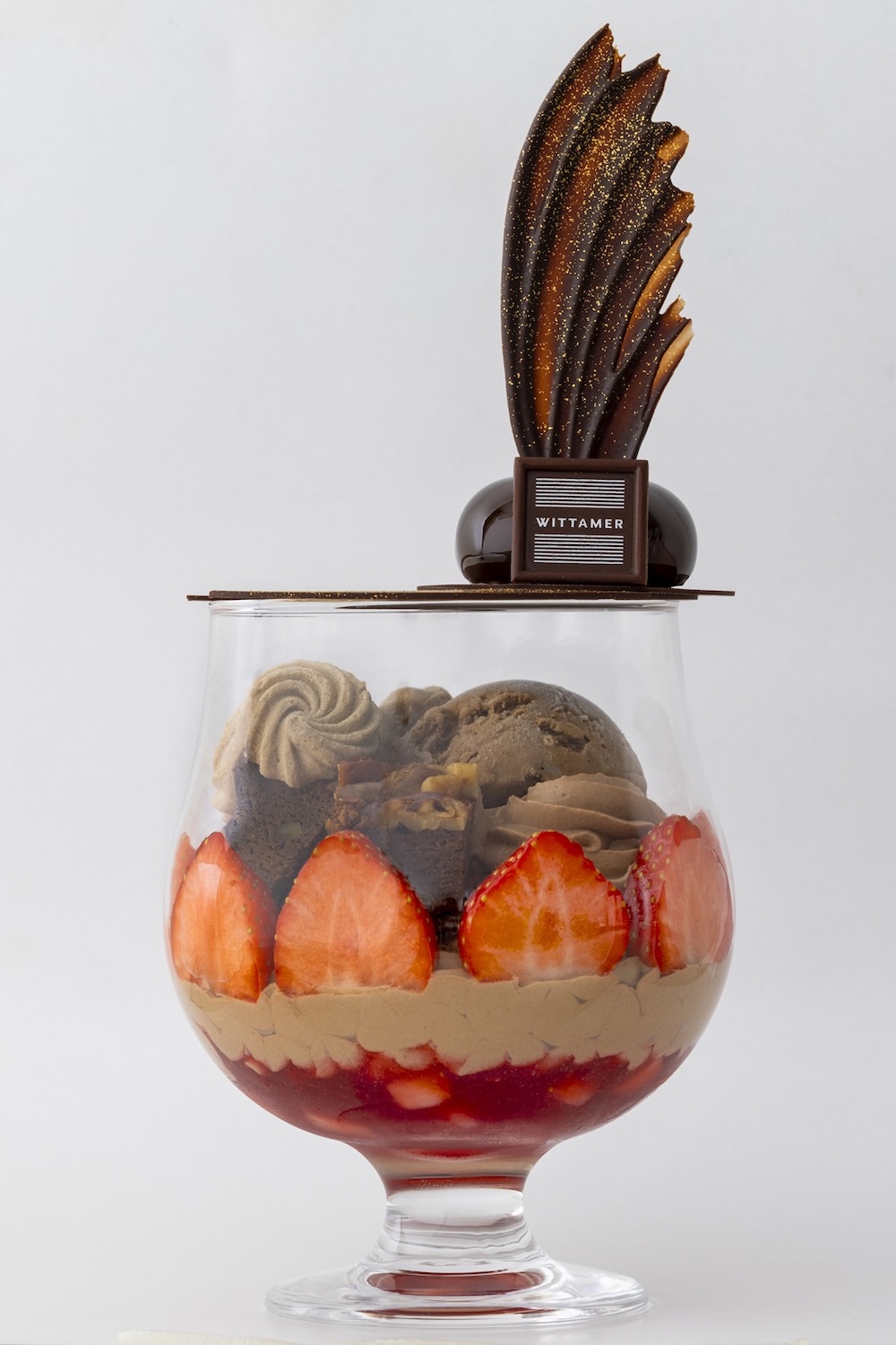 1月17日に提供される「ヴィタメール」の近鉄本店限定「パルフェ・オ・ショコラフレーズ」税込み2,750円