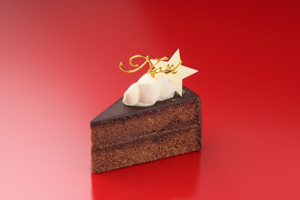 12月20日より販売される「アンリ・シャルパンティエ」の「ザッハトルテ」税込み972円