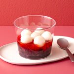 「船橋屋 こよみ」の「苺の白玉しるこ プレミアム」1個・税込み670円