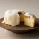 「みたらしチーズケーキ」ホール・税込み2,160円(冷凍)