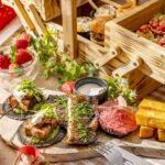 「ミートアフタヌーンティーwithストロベリースイーツビュッフェ」イメージ